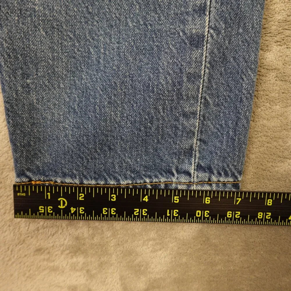 Levi’s Premium 505 Jeans Men’s 30x32 Straight Leg Light Indigo Classic‎ Denim